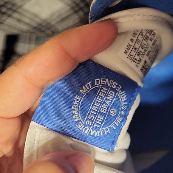 Adidas Hightops - Picture 7 of 7